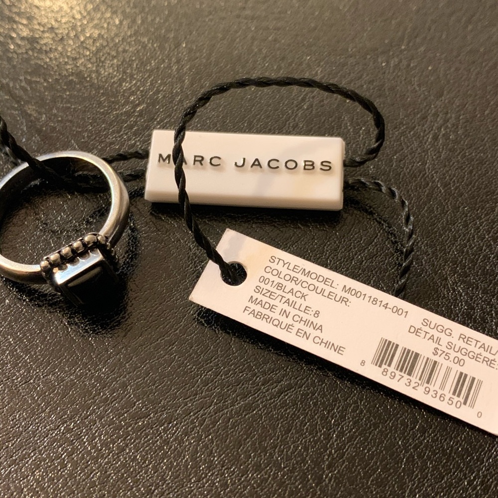 💍🆕 Marc Jacobs “Protection Ring”